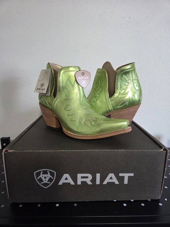 Ariat Shoes - NWT Ariat Dixon Boots, Electric Green Apple, Womens Size 9